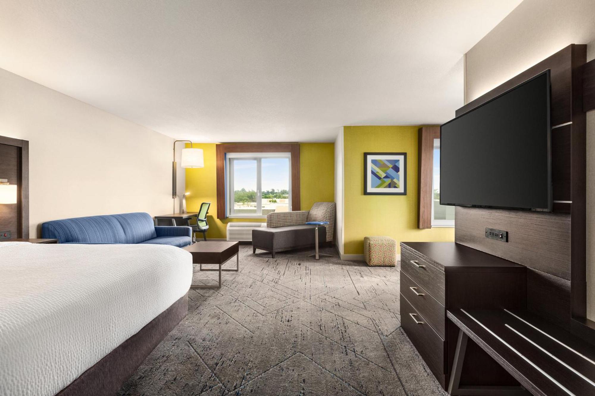 Holiday Inn Express & Suites - Redding By Ihg Экстерьер фото